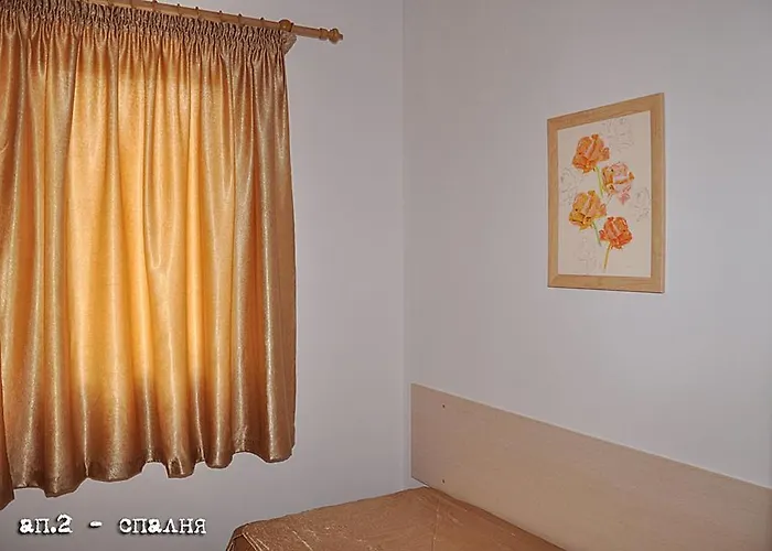 лорета-камен бряг * Камен-Бряг