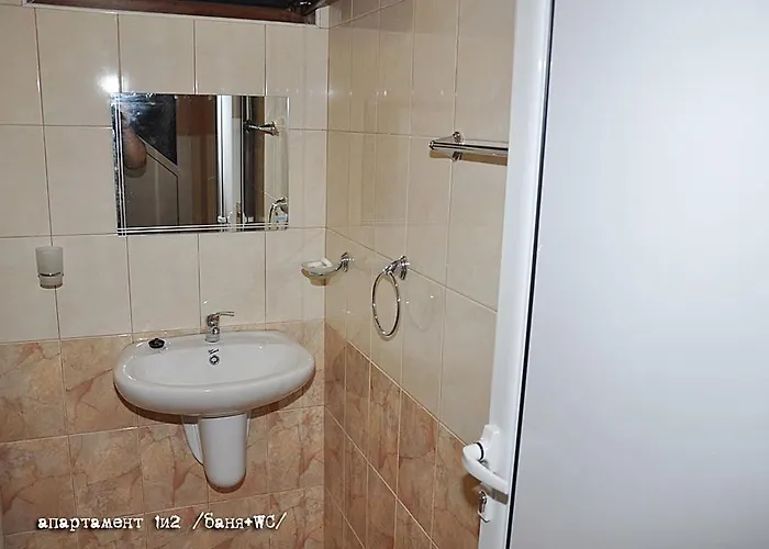 лорета-камен бряг * Камен-Бряг