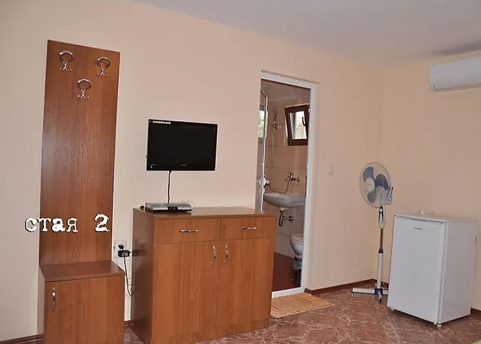 лорета-камен бряг * Камен-Бряг