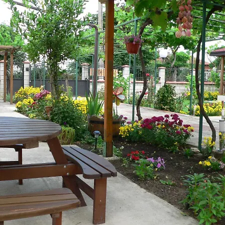 лорета-камен бряг كامين برياغ