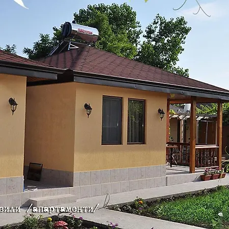 Nyaraló лорета-камен бряг