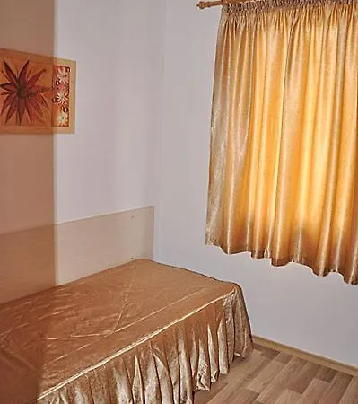 بيت للعطل лорета-камен бряг كامين برياغ