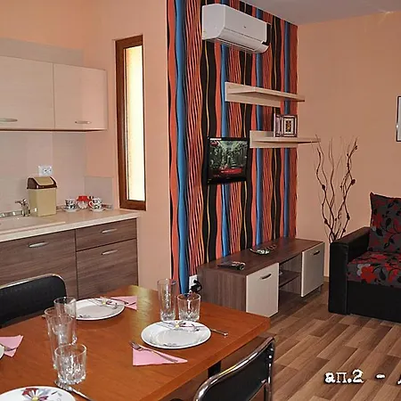 лорета-камен бряг بيت للعطل كامين برياغ