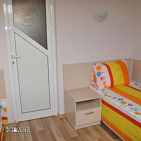 лорета-камен бряг Hébergement de vacances Kamen Bryag