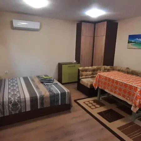 بيت للعطل лорета-камен бряг *