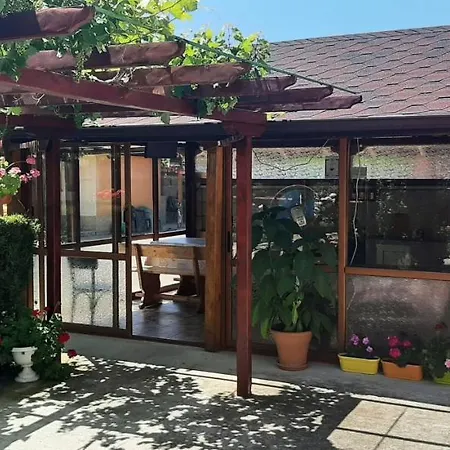 بيت للعطل лорета-камен бряг