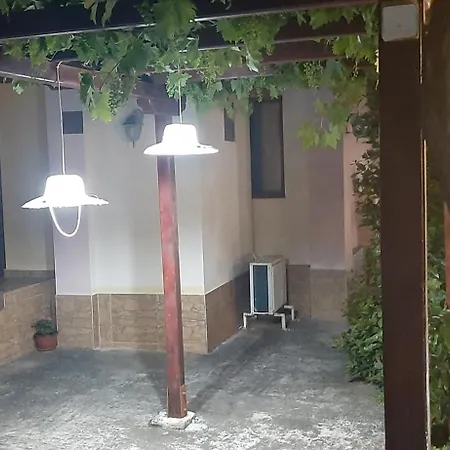 лорета-камен бряг Nyaraló