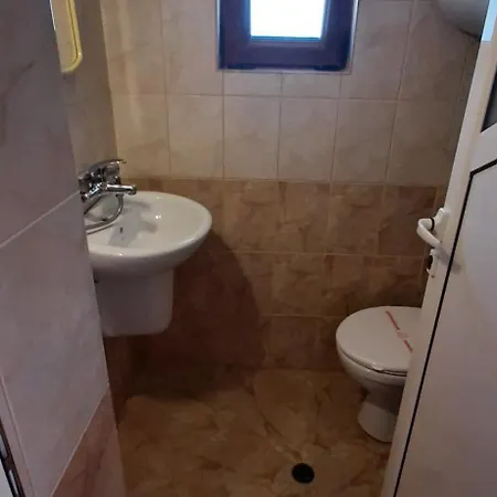 بيت للعطل лорета-камен бряг