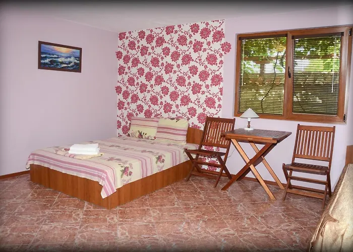 Case de vacanță лорета-камен бряг *